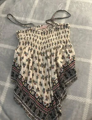 Floral Tank Top Multiple Size XL thumbnail 1