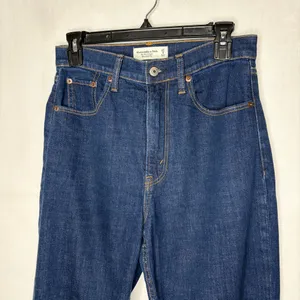 Abercrombie & Fitch‎ Curve Love Slim Straight Ultra High Rise Jeans thumbnail 4