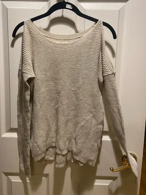 Hollister Sweater thumbnail 1