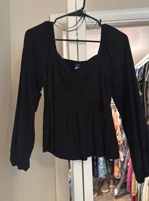 Old Navy Top thumbnail 2