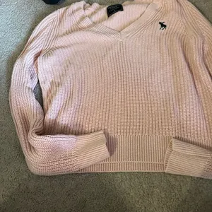Abercrombie v neck sweater M‎ thumbnail 7