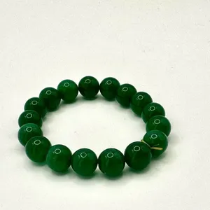 Dyed green aventurine stretchy bracelet thumbnail 5
