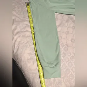 Columbia women’s Light Green Hoodie thumbnail 10