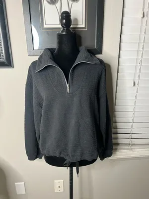 Lululemon textured 1/2 zip‎ pullover black XS/S thumbnail 10