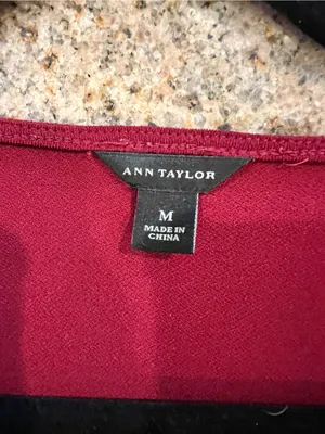 Ann Taylor Burgundy Faux Wrap Lace Shoulder Top – Medium – EUC thumbnail 7