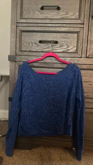 Aeropostale Cheetah sweater thumbnail 3