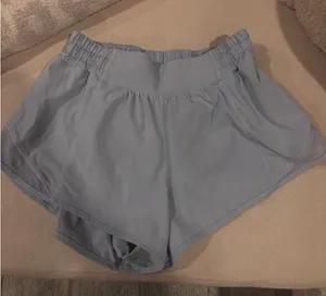 Powder blue lululemon hotty hot shorts thumbnail 1
