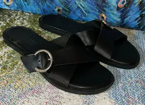 Don Uorri Size 40 Black Leather Sandals thumbnail 1