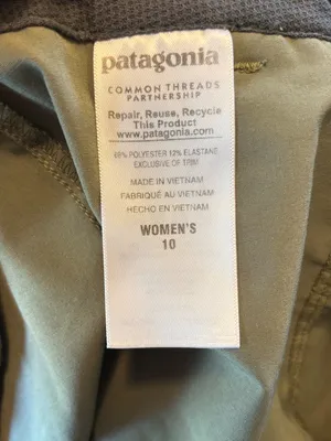 Patagonia women’s Happy Hike Shorts sz 10 thumbnail 4