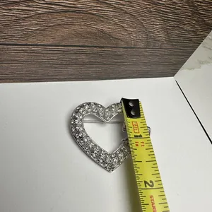 Rhinestone Heart Wreath With Bow Christmas Holiday Brooch Pin Silver Tone NWOT thumbnail 3