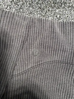 Lululemon Shorts thumbnail 3