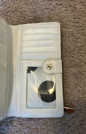 Wallet thumbnail 3