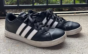 Adidas Black and White Sneakers Size 8 thumbnail 1