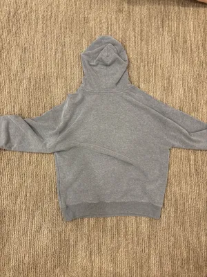 Hollister Grey Hoddie thumbnail 3