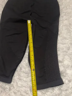 Lululemon In the Flow black seamless cropped leggings woman’s 10 compression thumbnail 7
