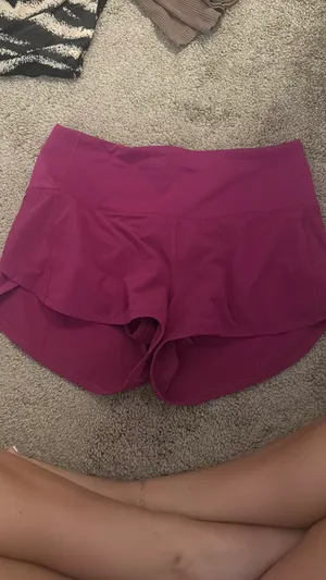 Lululemon Shorts thumbnail 3