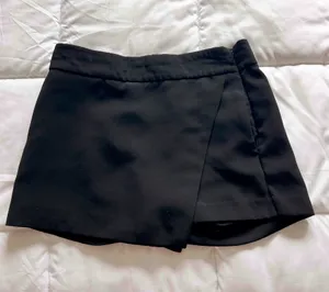 Banana Republic Skort thumbnail 1