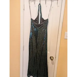 Zara Green Halter Neck Midi Sequinned Dress Size Xs thumbnail 15