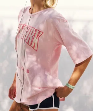 Free People x‎ Original Retro Brand Pink NYC Boyfriend Tee size Small thumbnail 1