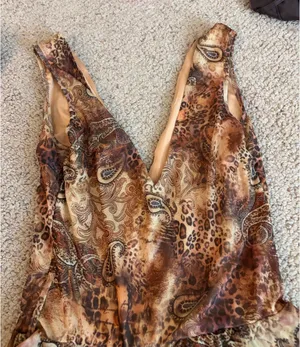 SheIn mini dress v neck thumbnail 2