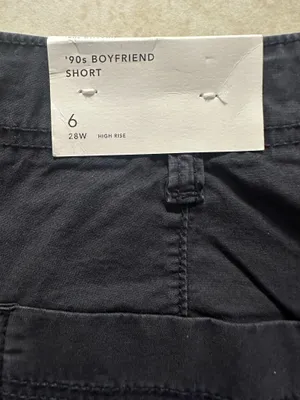 American Eagle Outfitters Black High Rise 90’s Boyfriend Short thumbnail 3