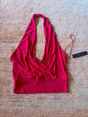 Moa Moa Red Halter Draped Crop Top NWT Size M thumbnail 2