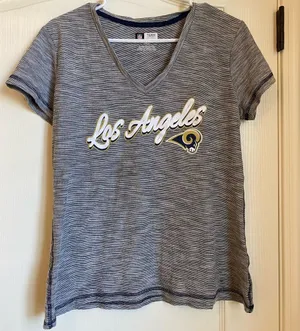 NFL Los Angeles Rams Women’s size Medium thumbnail 1