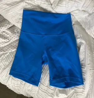 Lululemon Biker Align Shorts thumbnail 1