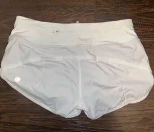 White Lululemon Speed Up 2.5" Low-Rise Lined Shorts 4 thumbnail 2