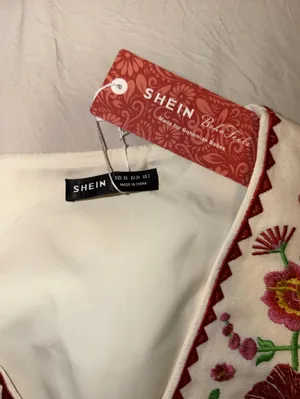 SHEIN Cream Embroidered Floral Vest with Red Trim thumbnail 2