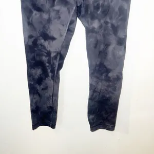 Lululemon crop pitch gray graphite gray diamond dye align leggings thumbnail 3