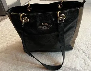 Coach Jes Tote In Signature Canvas leather shoulder bag thumbnail 1