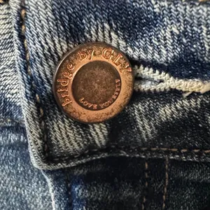 Bridge by gly mom fit size 28 jeans thumbnail 4