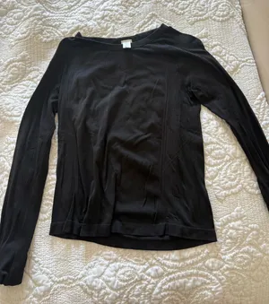 Old Navy Long Sleeve thumbnail 1