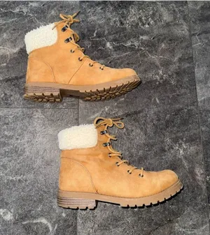 Cliffs by WHITE MOUNTAIN Faux Fur Trim Lace Up Boots Size 8M NWOT thumbnail 1