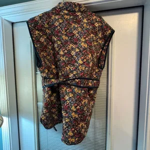 BLANK NYC Quilted In Bloom Wrap Belted Jacket Vest Size M New w Tag MSRP $98 SOO thumbnail 10