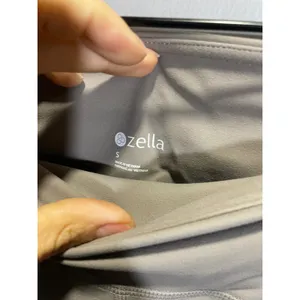 Zella‎ Biker Shorts Womens Small Taupe High Waisted Pocket Athletic Yoga Gym thumbnail 3