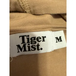 Tiger Mist Tan Beige One Shoulder Long Sleeve Stretch Blouse Crop Top Size M thumbnail 3