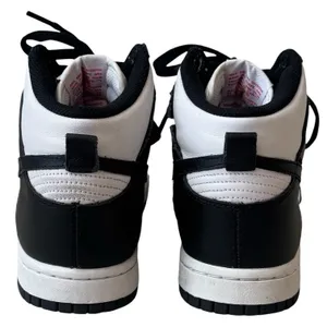 Nike Dunk High "Panda" Black White DD1869-103 High Top Sneakers Capsule‎ 8.5 thumbnail 7