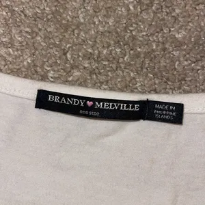 Brandy Melville Crop Top thumbnail 2