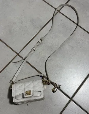 Steve‎ Madden Women Beige/White Quilted Mini Micro Crossbody Bag Charms. thumbnail 1
