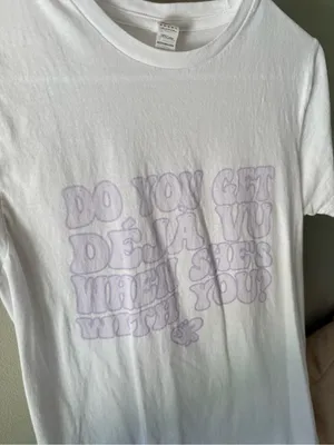 Olivia Rodrigo “Do You Get Deja Vu?” Graphic T-Shirt Size Small thumbnail 3