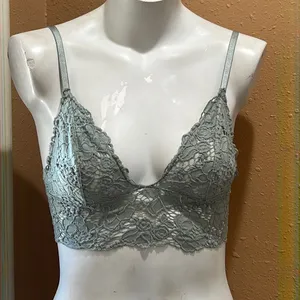 Victoria’s Secret light green bralette thumbnail 1