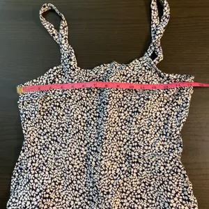 GAP Navy Floral Cami Jumpsuit Women Size 6 Wide Leg Linen‎ Blend Feminine Summer thumbnail 8