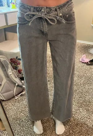 Edikted Jeans thumbnail 1