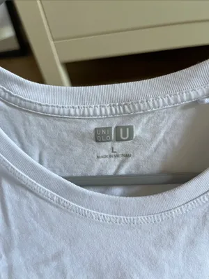 Uniqlo Tee thumbnail 3