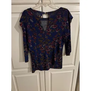 Free People Blue Floral Open‎ Back 3/4 Sleeve Knit Top Small Boho Keyhole Blouse thumbnail 3