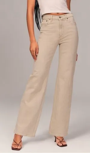 Abercrombie NWOT 90’s Relaxed Jean High Rise in “Oat” Size 4 thumbnail 1