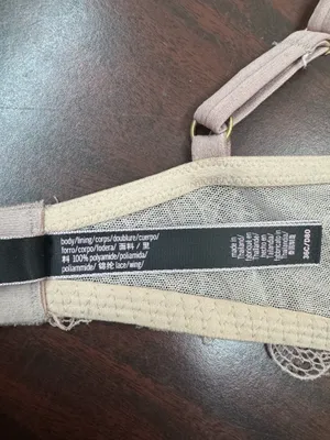 Victoria’s Secret Nude Colored with Lace Push Up Bra Size 36C thumbnail 7
