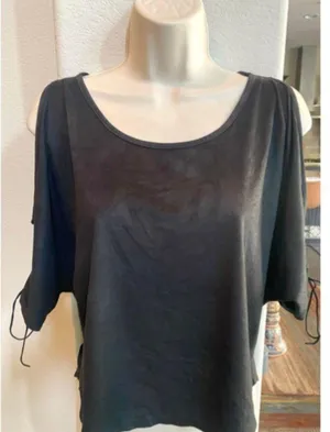 NWOT  suede like cold shoulder top. thumbnail 1
